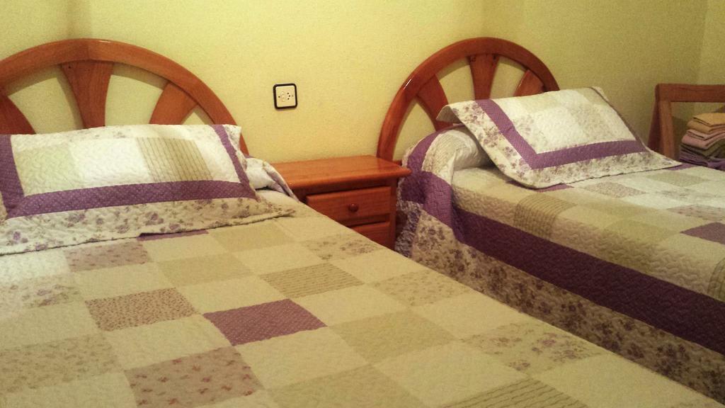 Hostal Rural Casa Castro Alberuela de la Liena Chambre photo