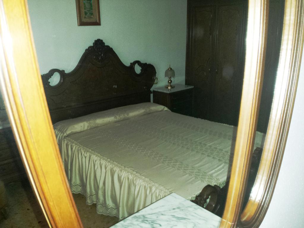 Hostal Rural Casa Castro Alberuela de la Liena Chambre photo