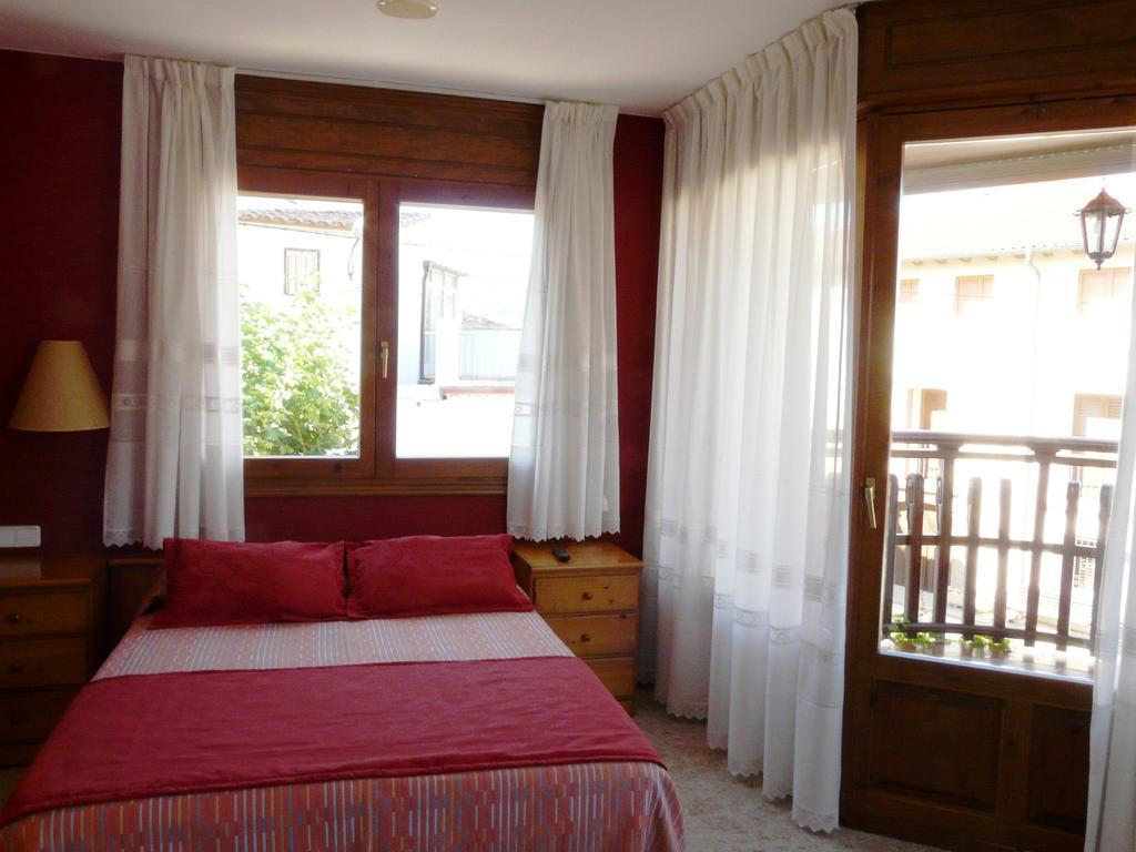 Hostal Rural Casa Castro Alberuela de la Liena Extérieur photo