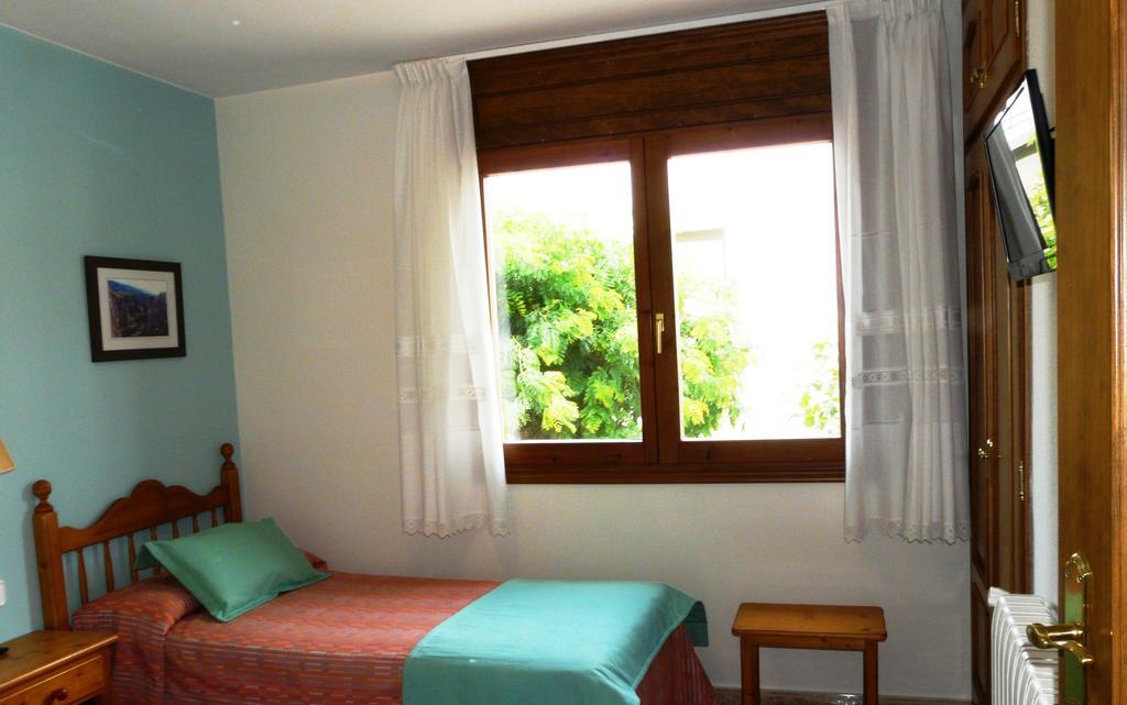 Hostal Rural Casa Castro Alberuela de la Liena Chambre photo