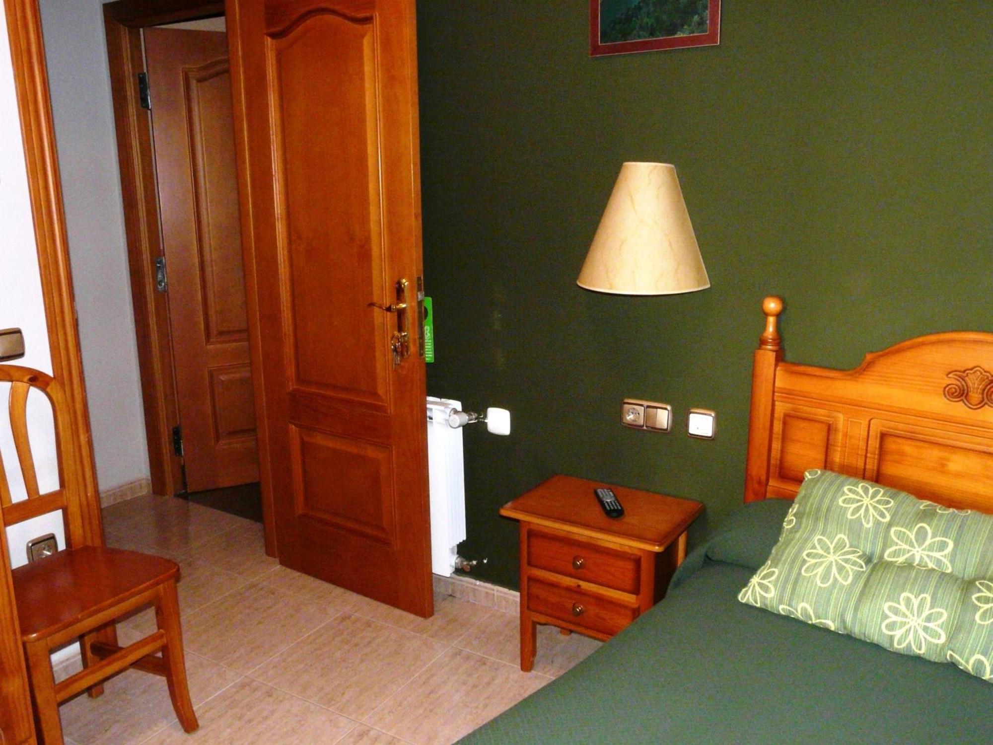 Hostal Rural Casa Castro Alberuela de la Liena Chambre photo
