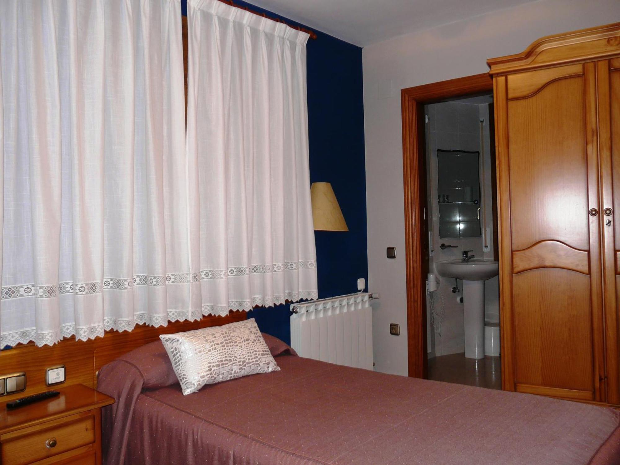 Hostal Rural Casa Castro Alberuela de la Liena Chambre photo