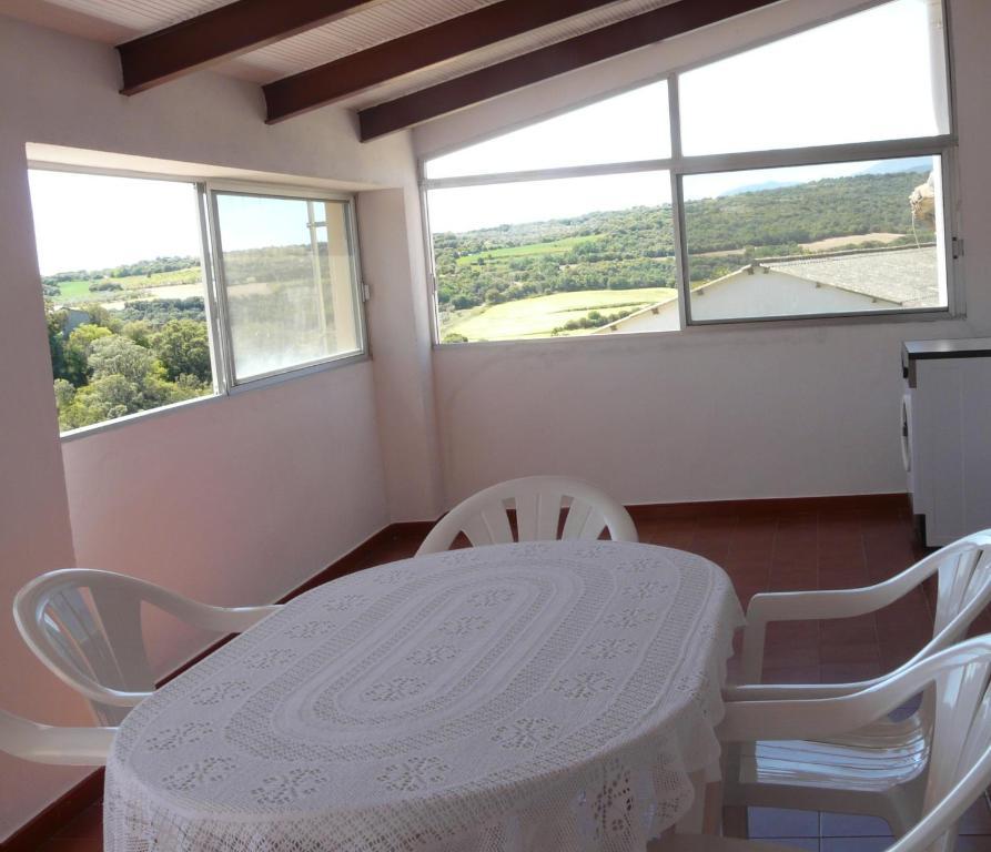 Hostal Rural Casa Castro Alberuela de la Liena Extérieur photo